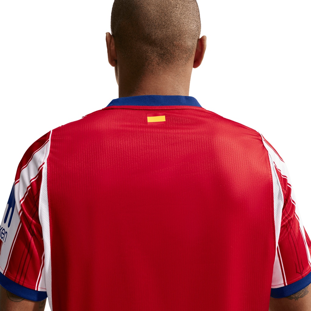 MAILLOT ATLETICO MADRID DOMICILE JULIAN ALVAREZ 2026-2027 MAILLOT ATLETICO MADRID DOMICILE JULIAN ALVAREZ 2026-2027